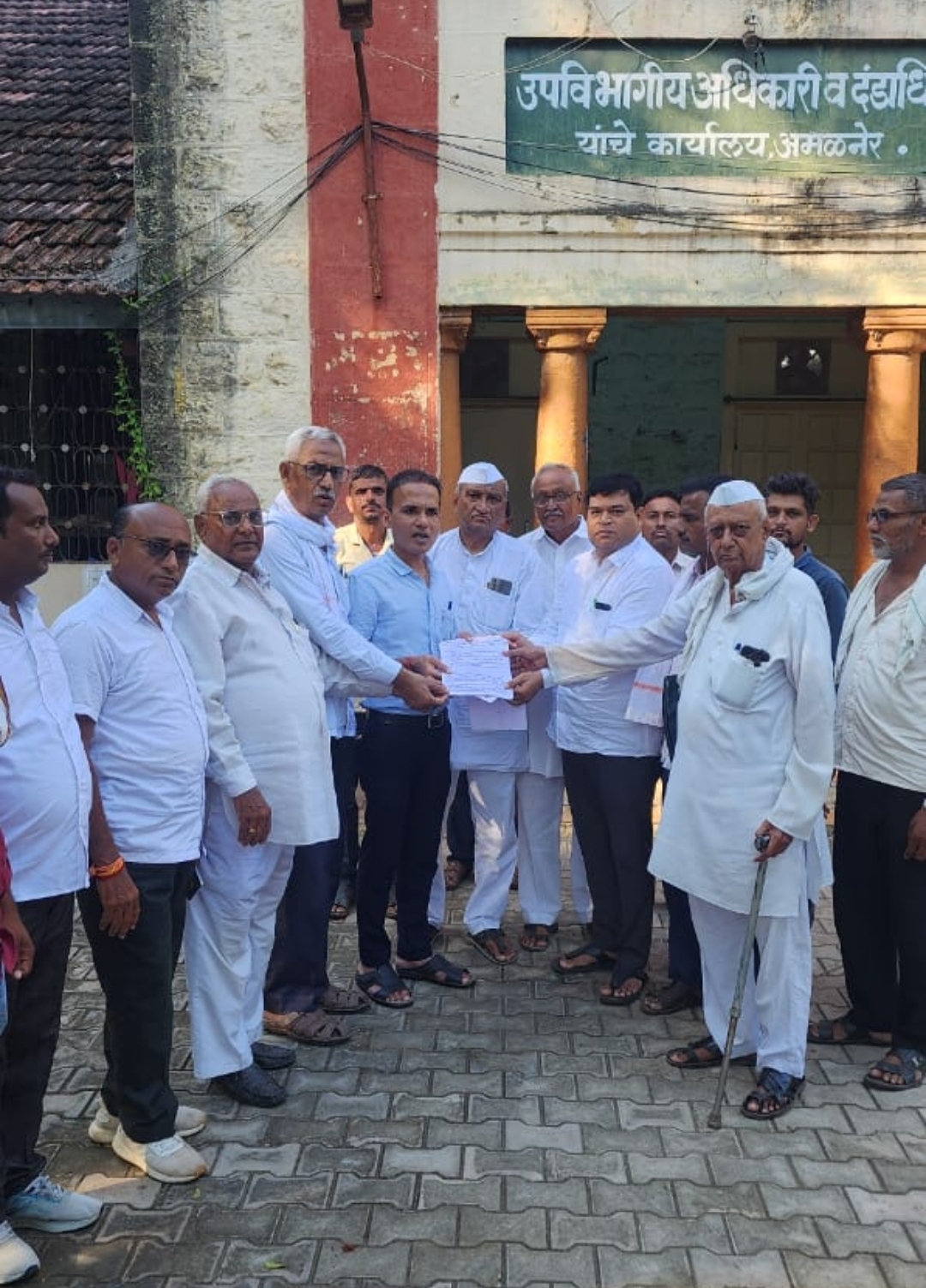 शेतकऱ्यांच्या विविध समस्याचे निराकरण त्वरित करा…राष्ट्रीय किसान काँग्रेस