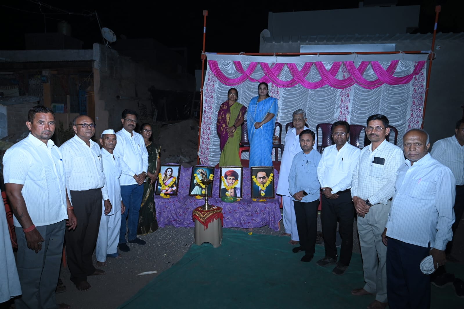 झाडीत रंगला ‘तृतीयरत्न’चा वारसा: ज्येष्ठ रंगकर्मी आणि स्त्रीशक्तीचा सन्मान करत फुले जयंती उत्सवाचा प्रारंभ