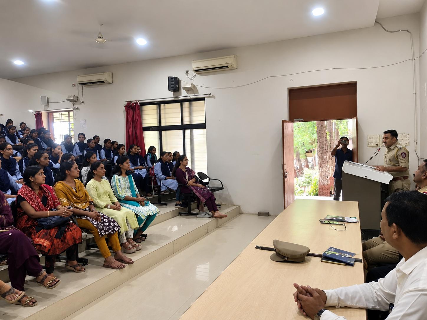 प्रताप महाविद्यालयात ‘नशामुक्त युवा व सायबर सुरक्षा’ जनजागृतीपर व्याख्यान संपन्न