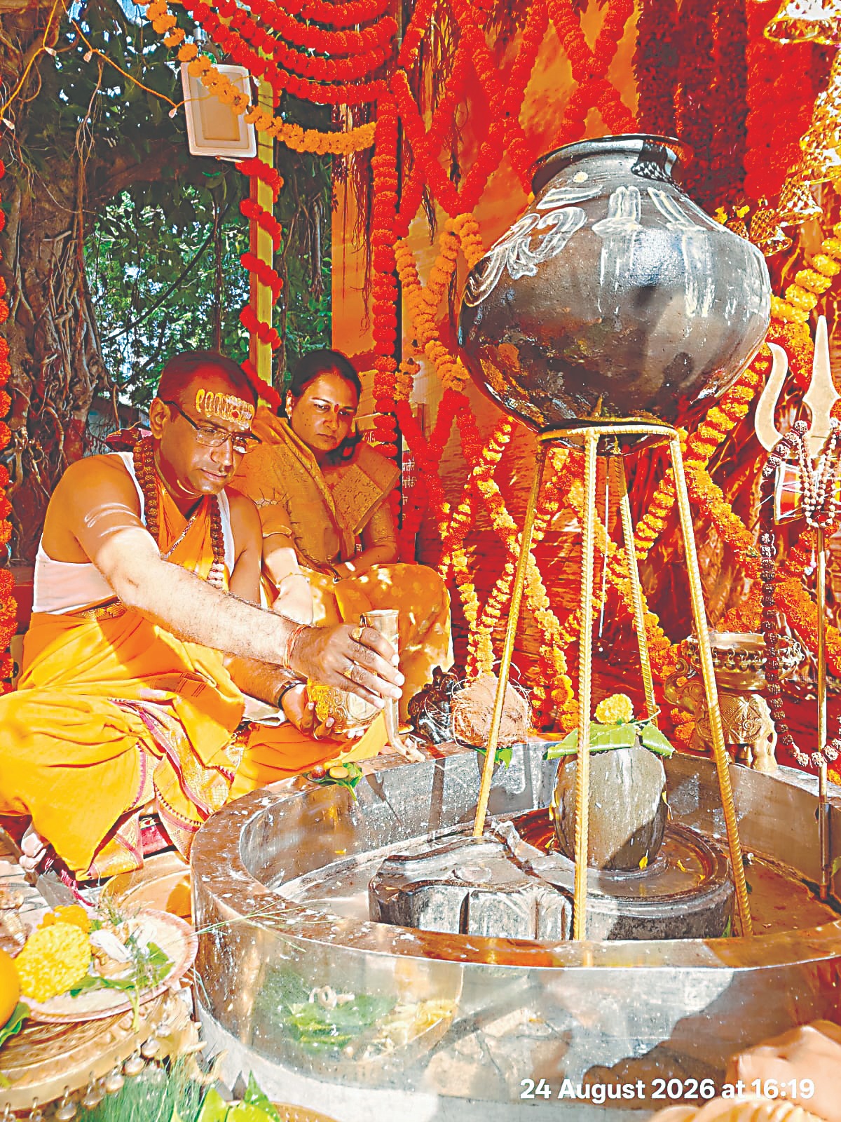 श्री मंगळग्रह मंदिरात भक्तीमय वातावरणात रुद्र महाभिषेक; आज सत्यनारायण महापूजा