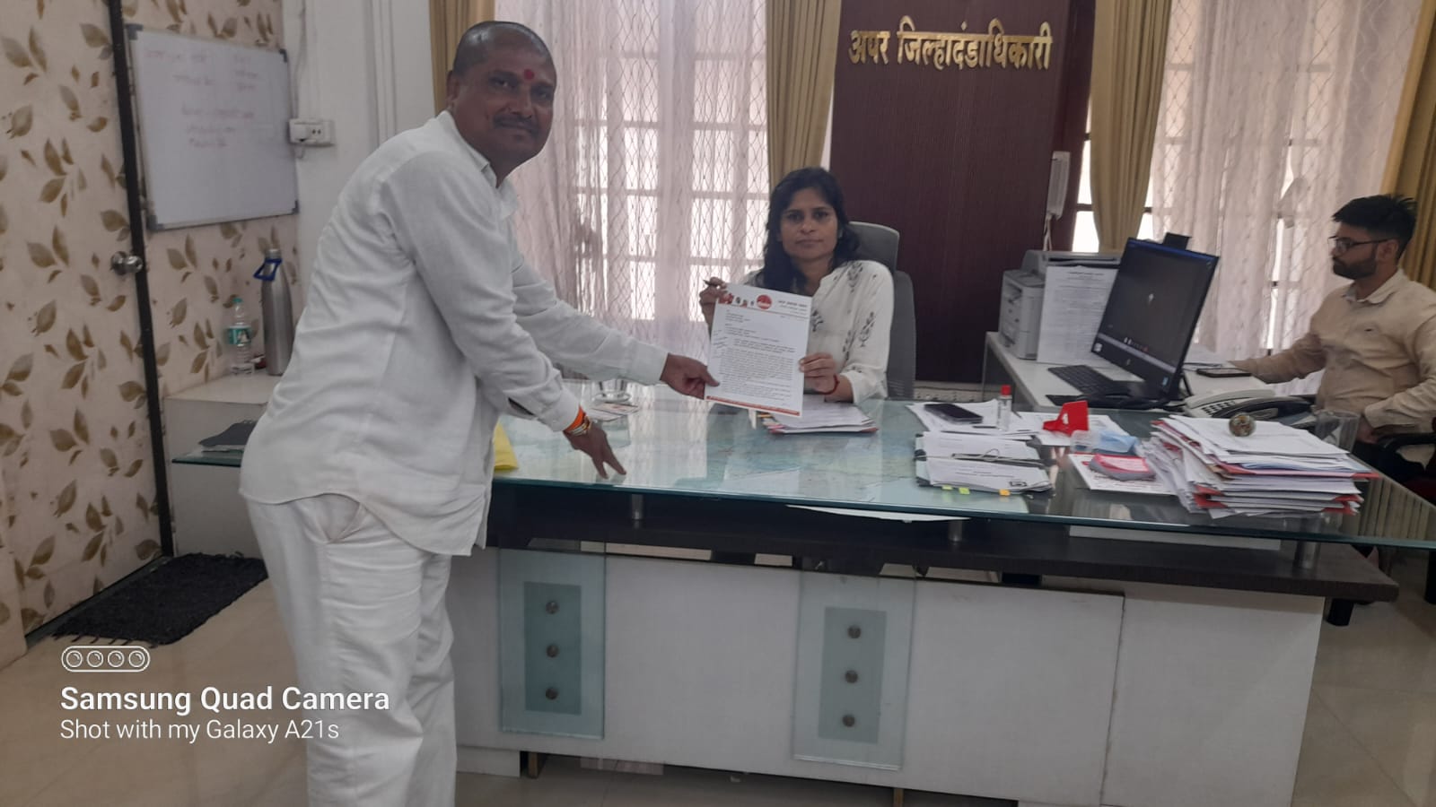 अमळनेर शहरातील नाल्यांची तातडीने पाहणी, मोजणी व खोलीकरण करा – शिवसेनेची मागणी